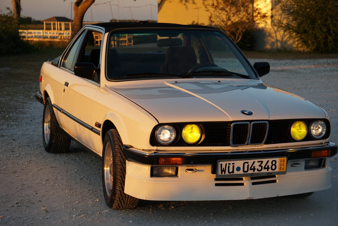 1984 BMW E30 3 Series - Image 12 of 31