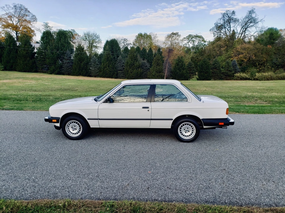 1984 BMW E30 3 Series - Image 11 of 31