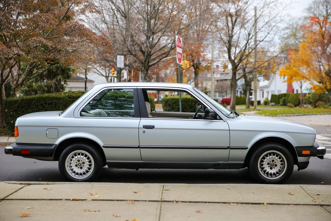 1984 BMW E30 3 Series - Image 6 of 31