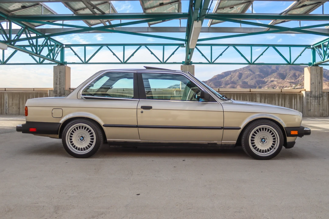 1984 BMW E30 3 Series - Image 9 of 31