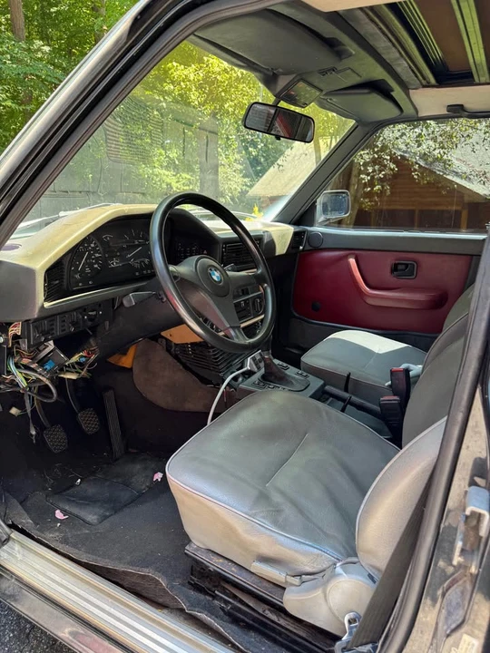 1984 BMW E28 5 Series - Image 8 of 19