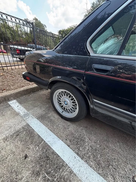1984 BMW E28 5 Series - Image 10 of 14