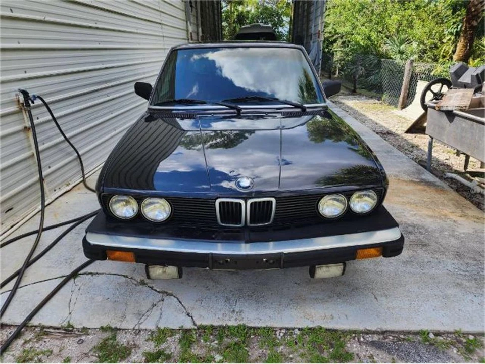 1984 BMW E28 5 Series - Image 9 of 15
