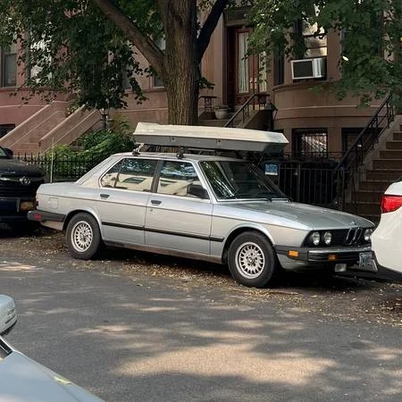 1984 BMW E28 5 Series - Image 2 of 4
