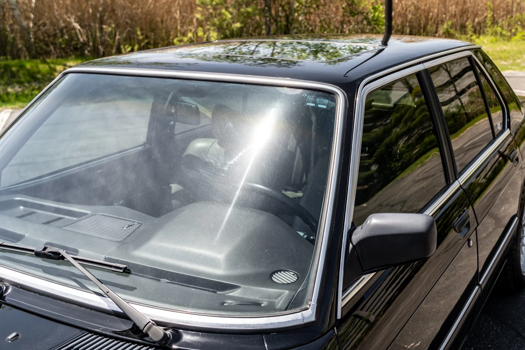 1984 BMW E28 5 Series - Image 30 of 31