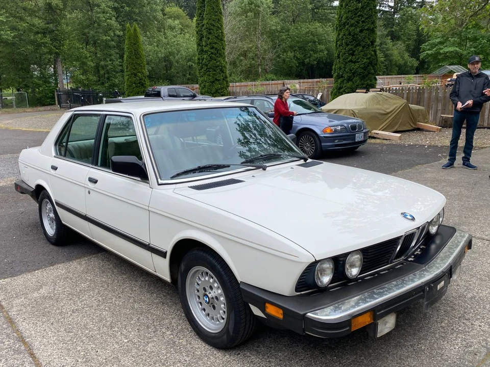 1984 BMW E28 5 Series - Image 4 of 18