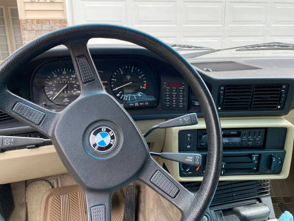 1984 BMW E28 5 Series - Image 11 of 18