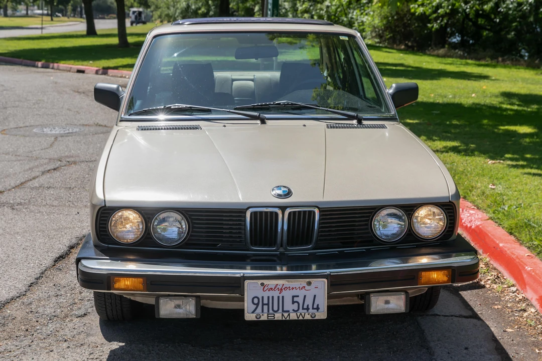 1984 BMW E28 5 Series - Image 6 of 31