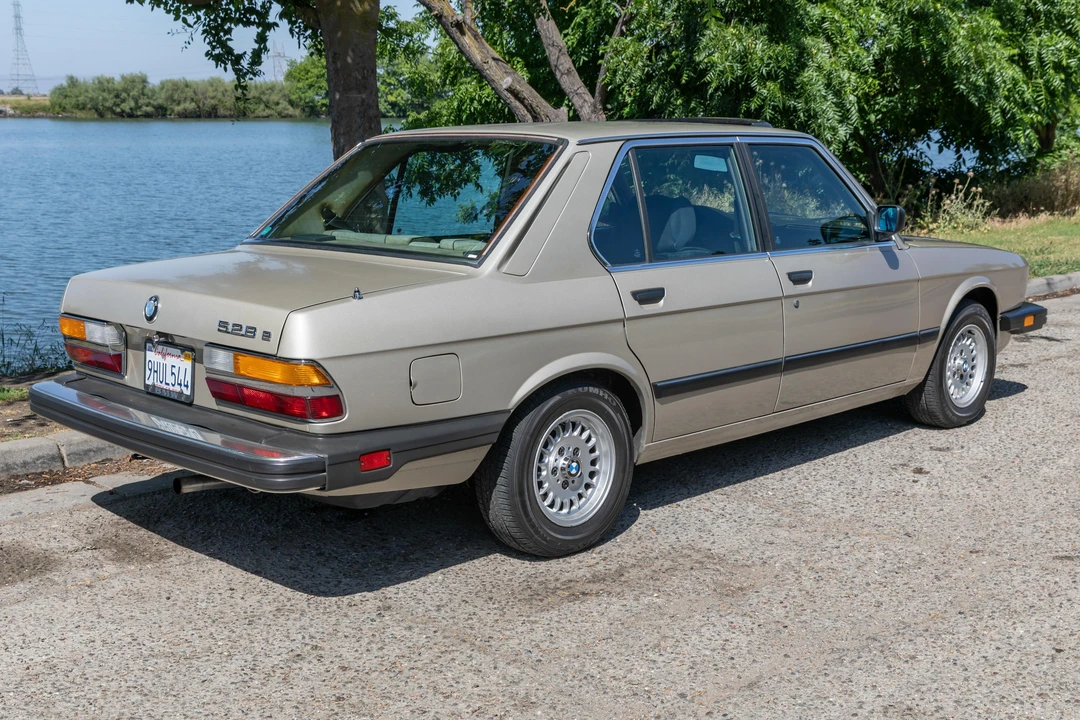 1984 BMW E28 5 Series - Image 9 of 31