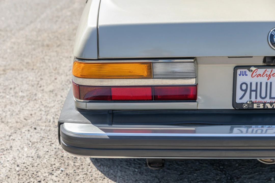 1984 BMW E28 5 Series - Image 29 of 31