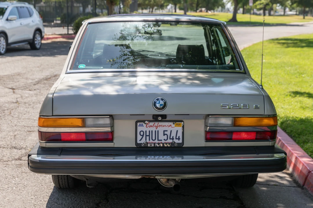 1984 BMW E28 5 Series - Image 8 of 31