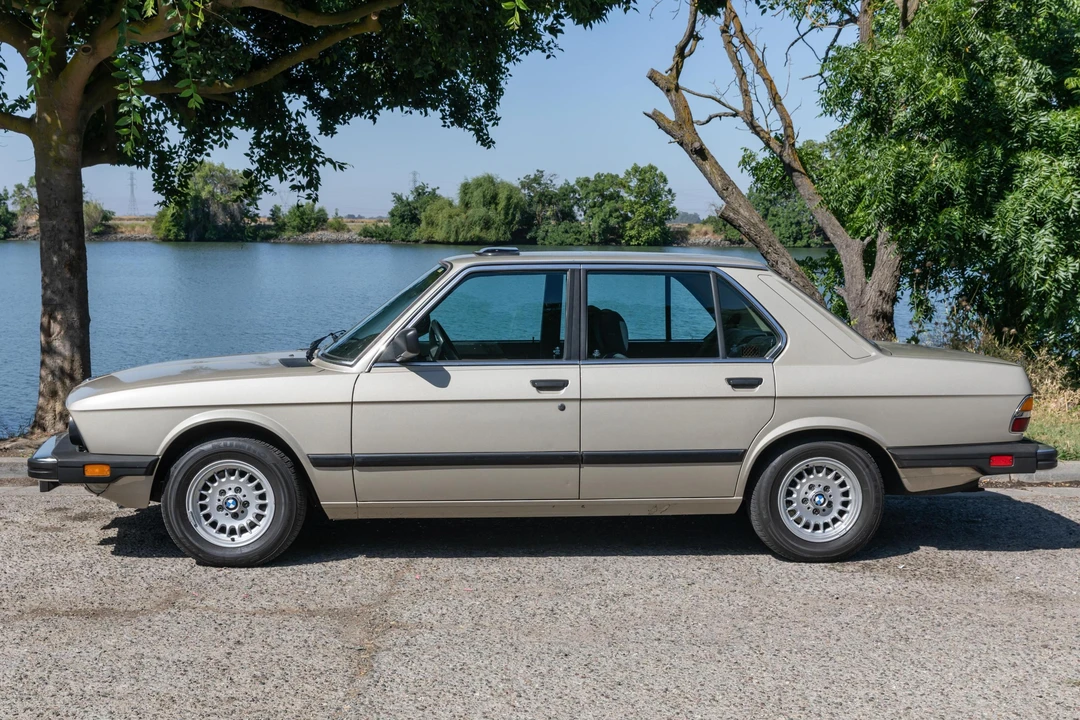 1984 BMW E28 5 Series - Image 3 of 31