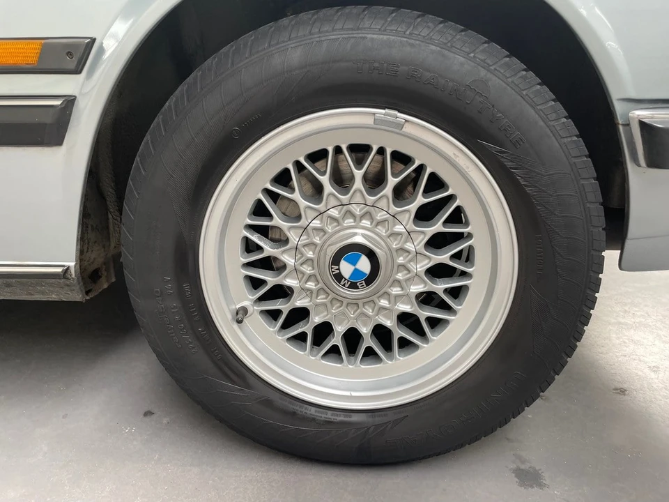 1984 BMW E28 5 Series - Image 11 of 30