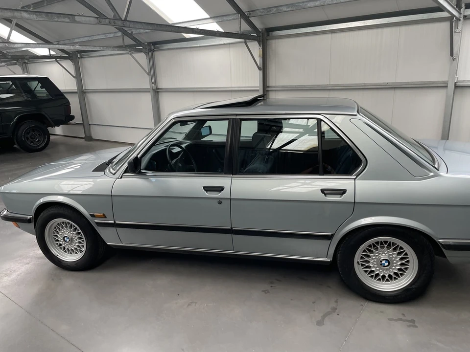 1984 BMW E28 5 Series - Image 9 of 30