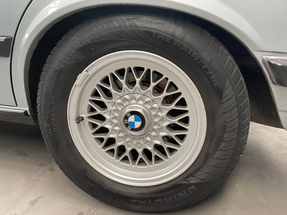 1984 BMW E28 5 Series - Image 10 of 30