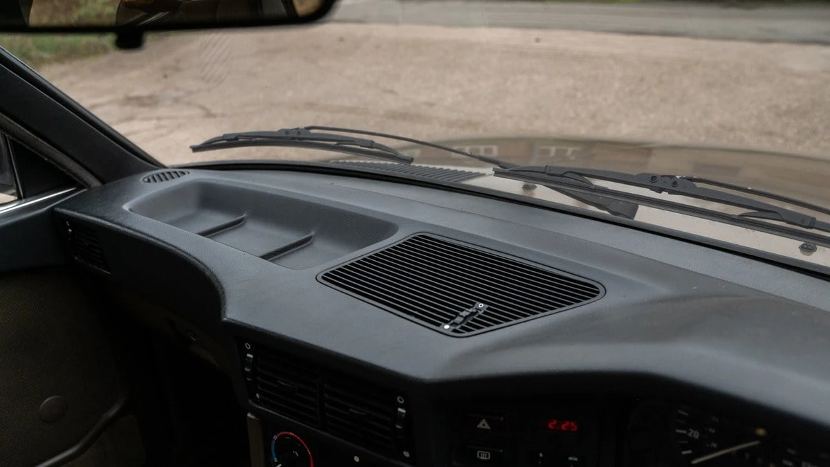 1984 BMW E28 5 Series - Image 24 of 30