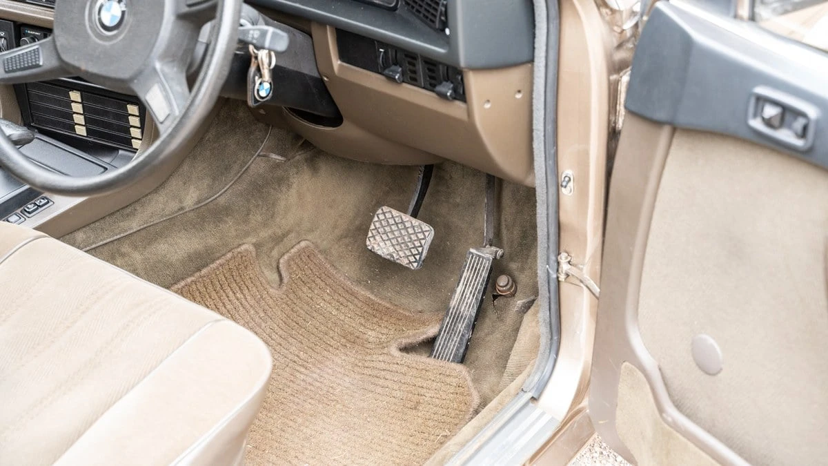 1984 BMW E28 5 Series - Image 15 of 30