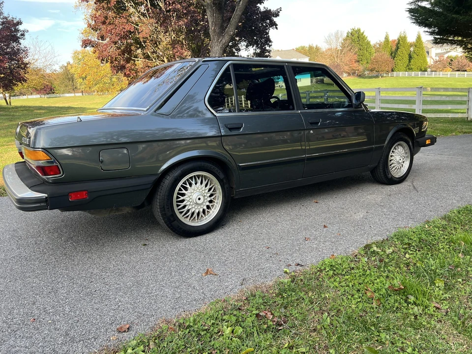 1984 BMW E28 5 Series - Image 9 of 31