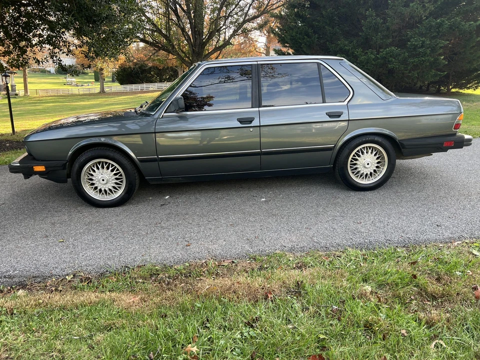 1984 BMW E28 5 Series - Image 11 of 31