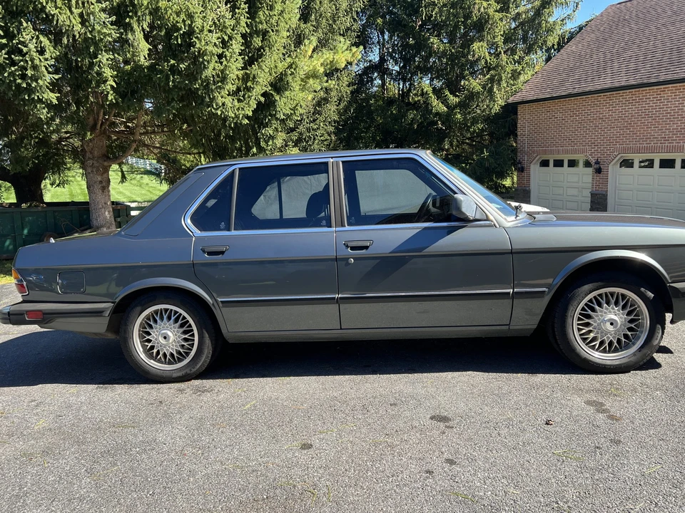 1984 BMW E28 5 Series - Image 8 of 31