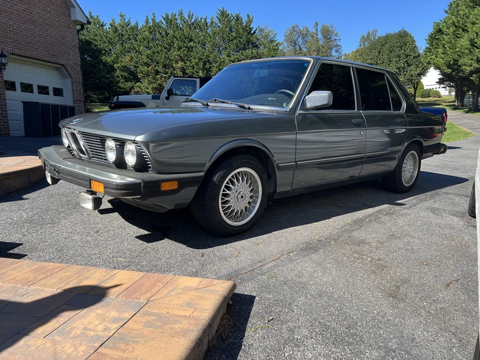 1984 BMW E28 5 Series - Image 2 of 31