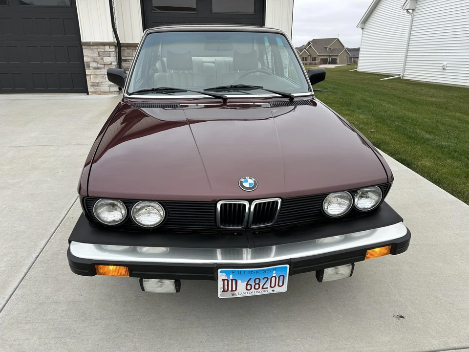 1984 BMW E28 5 Series - Image 2 of 31