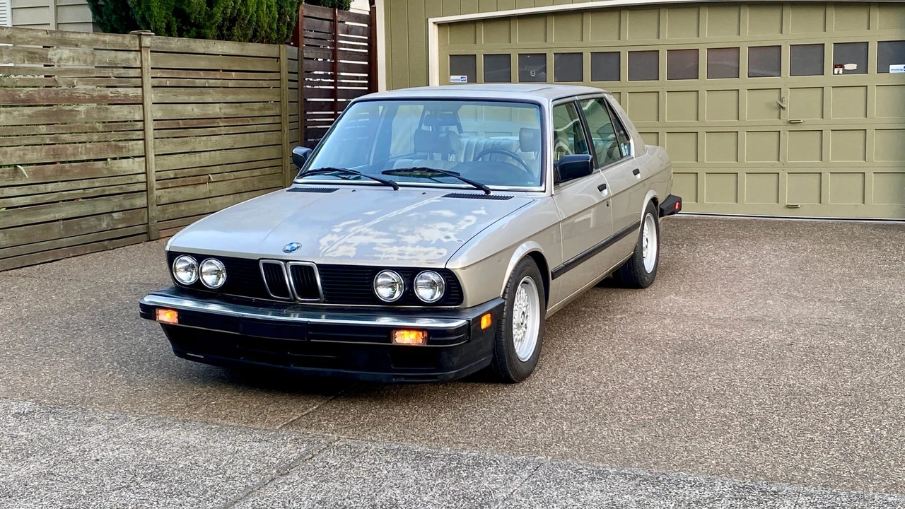 1984 BMW E28 5 Series - Image 4 of 31