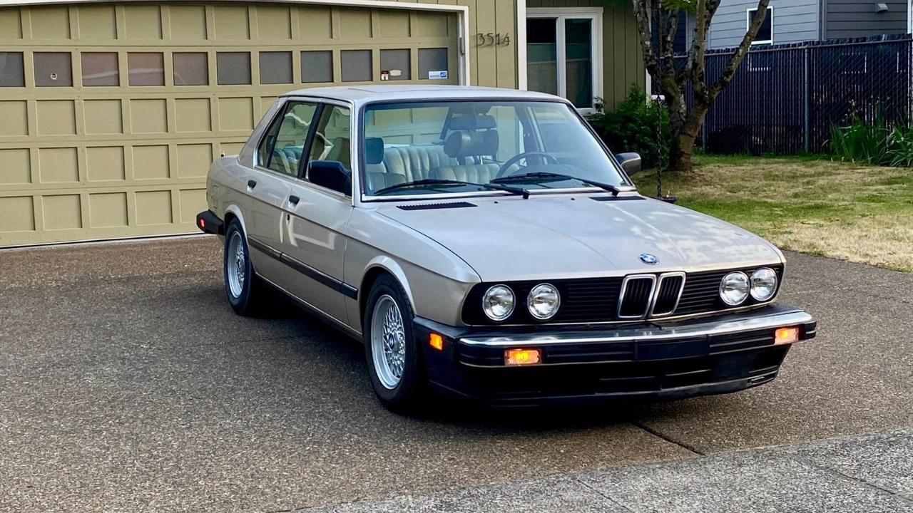 1984 BMW E28 5 Series - Image 8 of 31