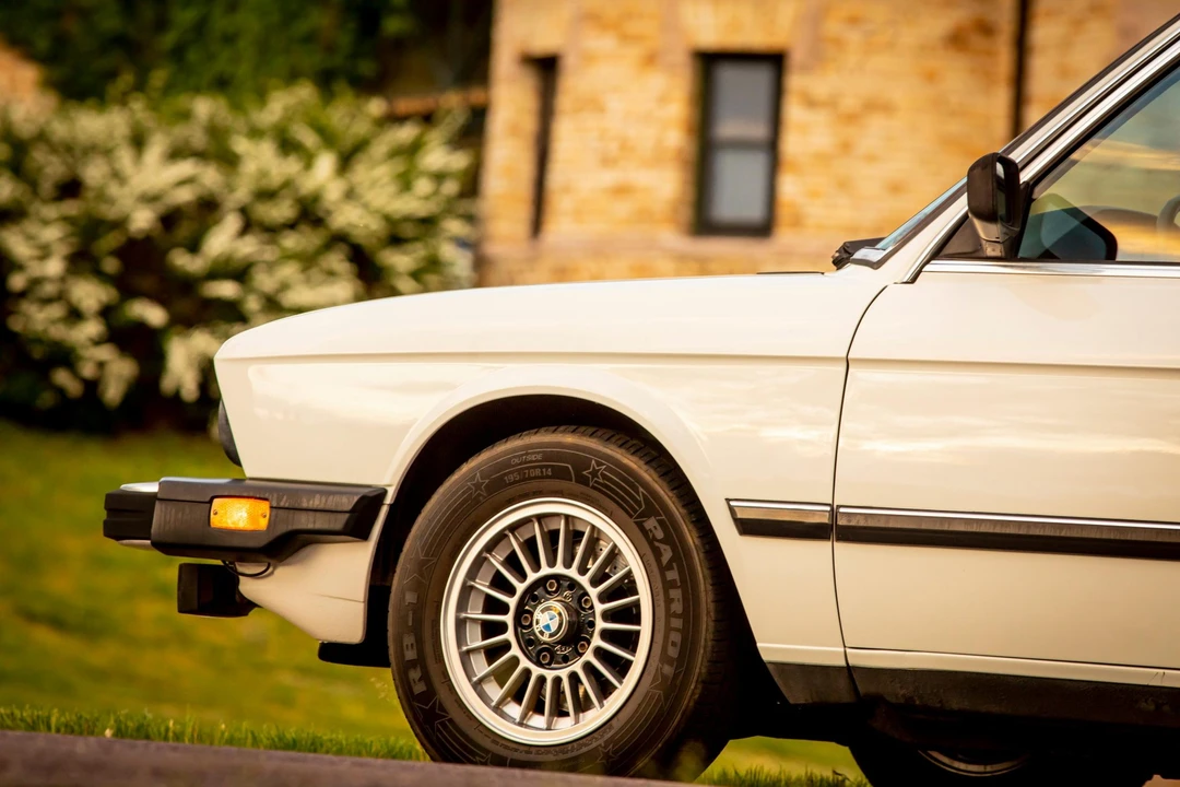 1984 BMW E28 5 Series - Image 23 of 31