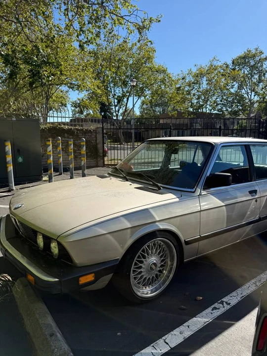 1984 BMW E28 5 Series - Image 2 of 8