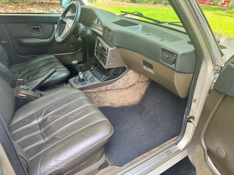 1984 BMW E28 5 Series - Image 9 of 20