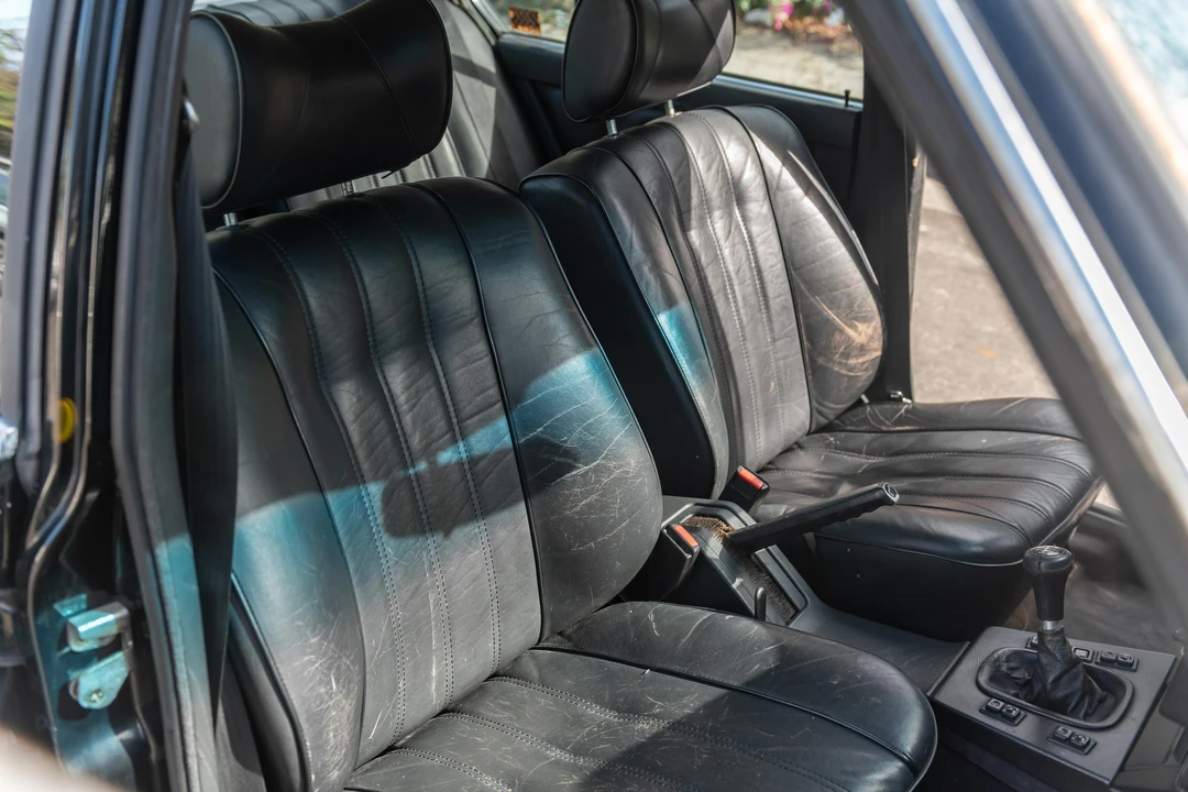 1984 BMW E28 5 Series - Image 30 of 31