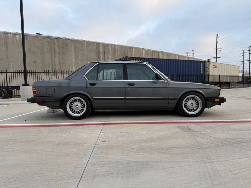 1984 BMW E28 5 Series - Image 4 of 22