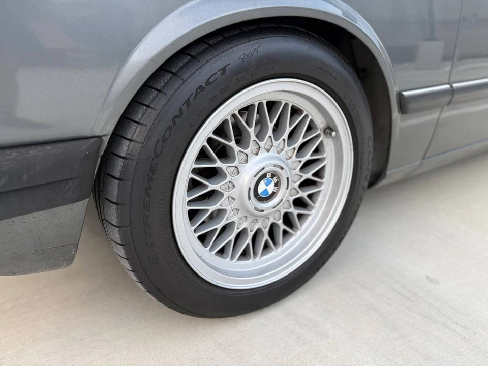 1984 BMW E28 5 Series - Image 9 of 22