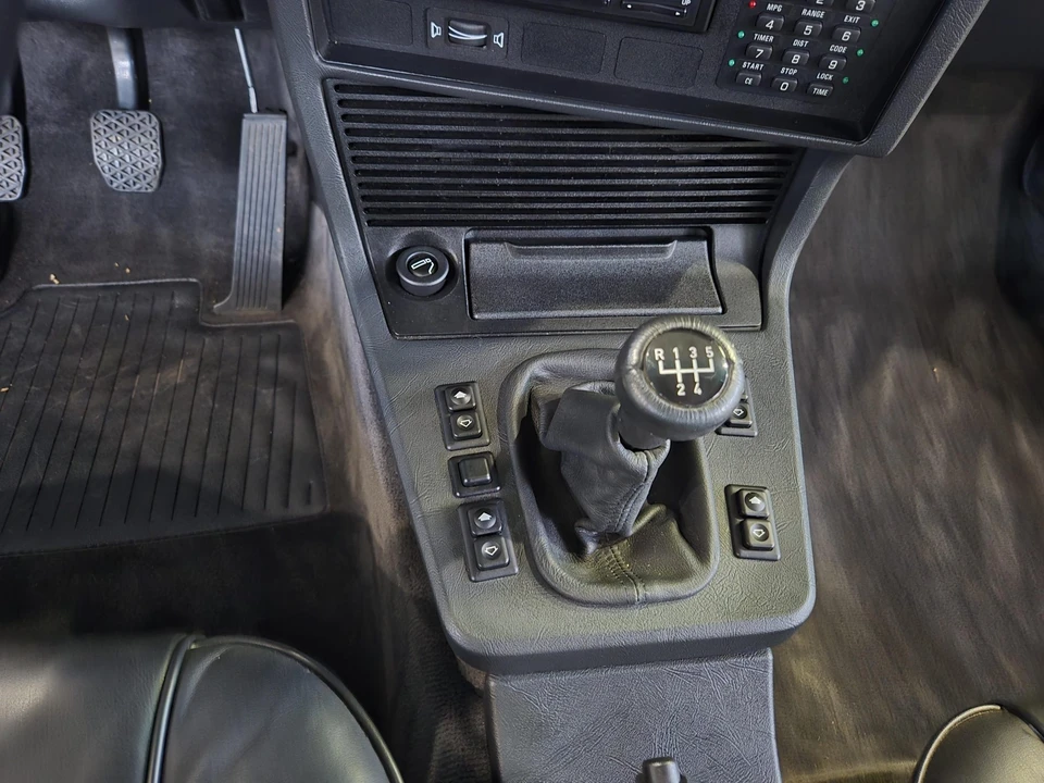 1984 BMW E24 6 Series - Image 25 of 31