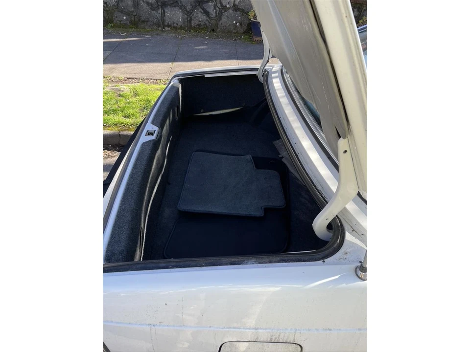 1984 BMW E24 6 Series - Image 10 of 13