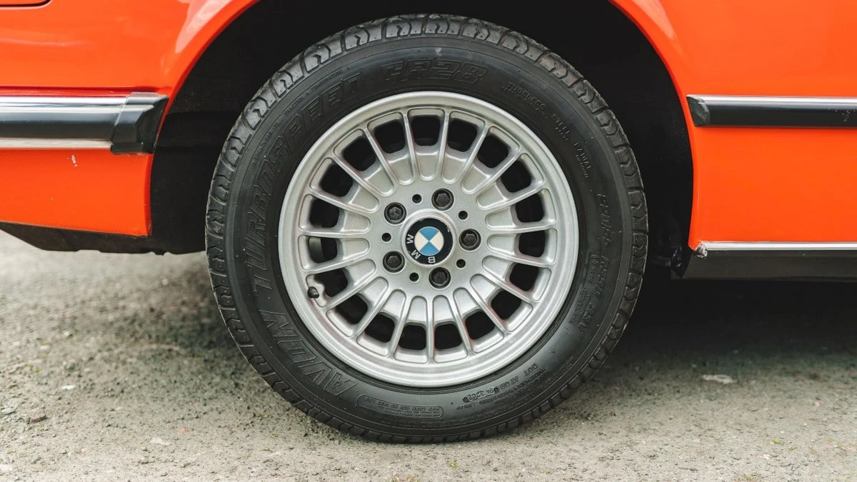 1984 BMW E24 6 Series - Image 12 of 30