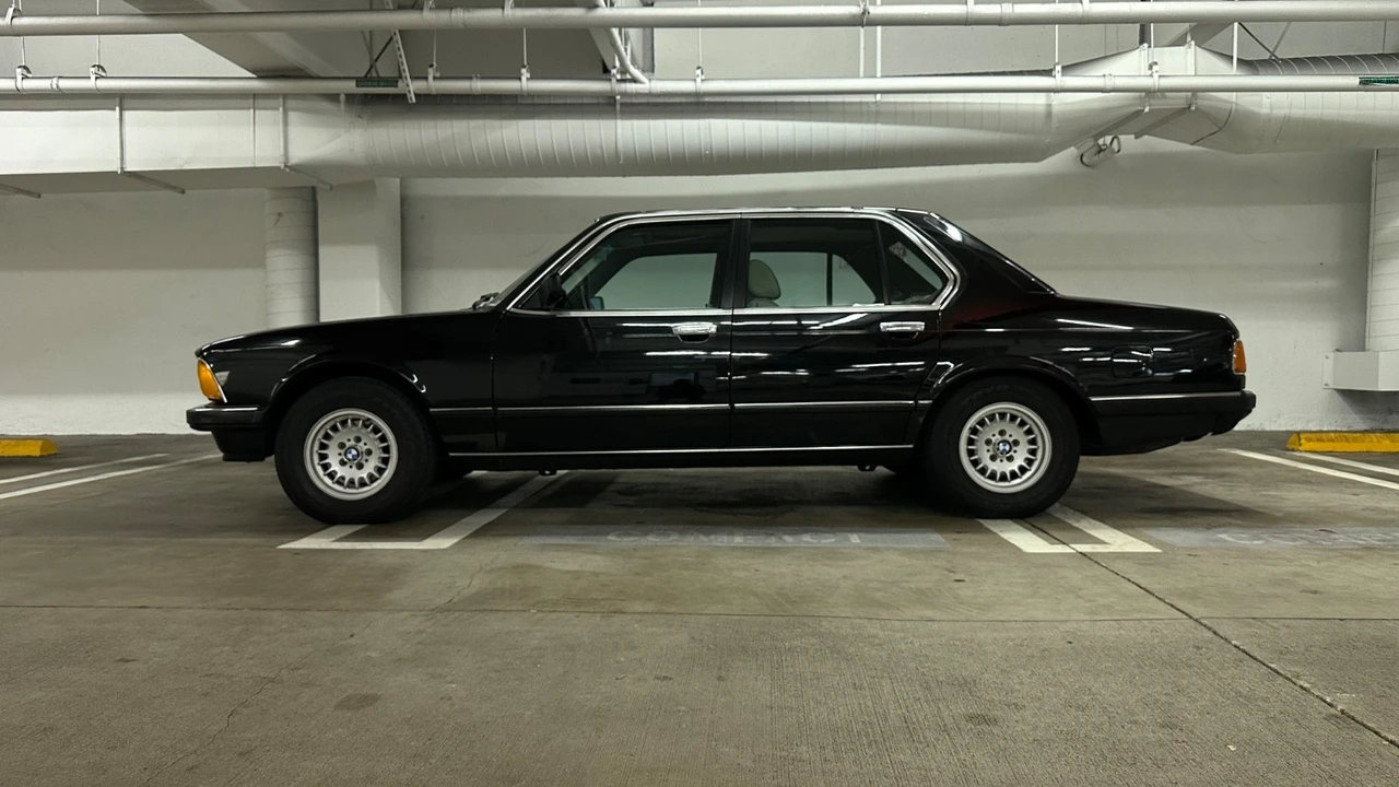 1984 BMW E23 7 Series - Image 12 of 21