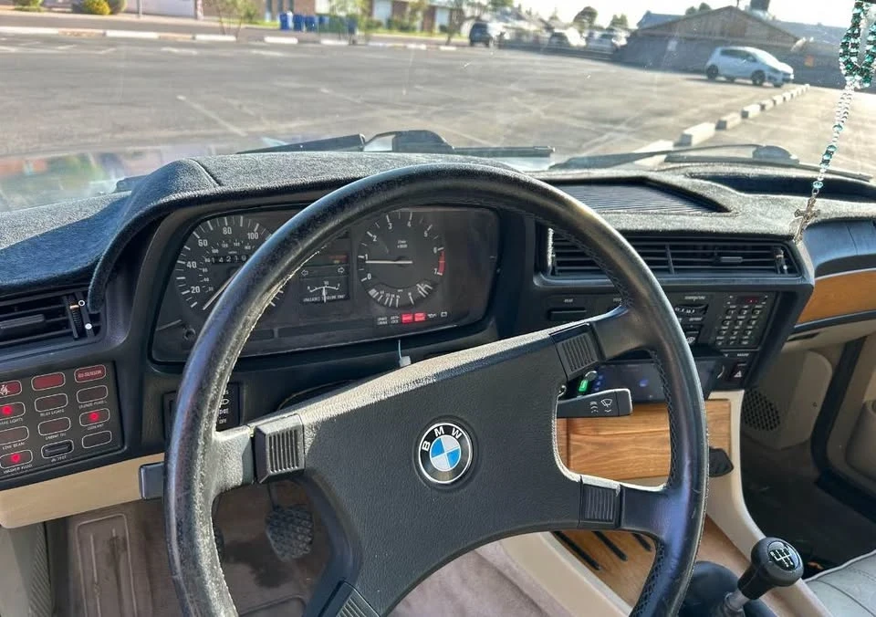 1984 BMW E23 7 Series - Image 10 of 12