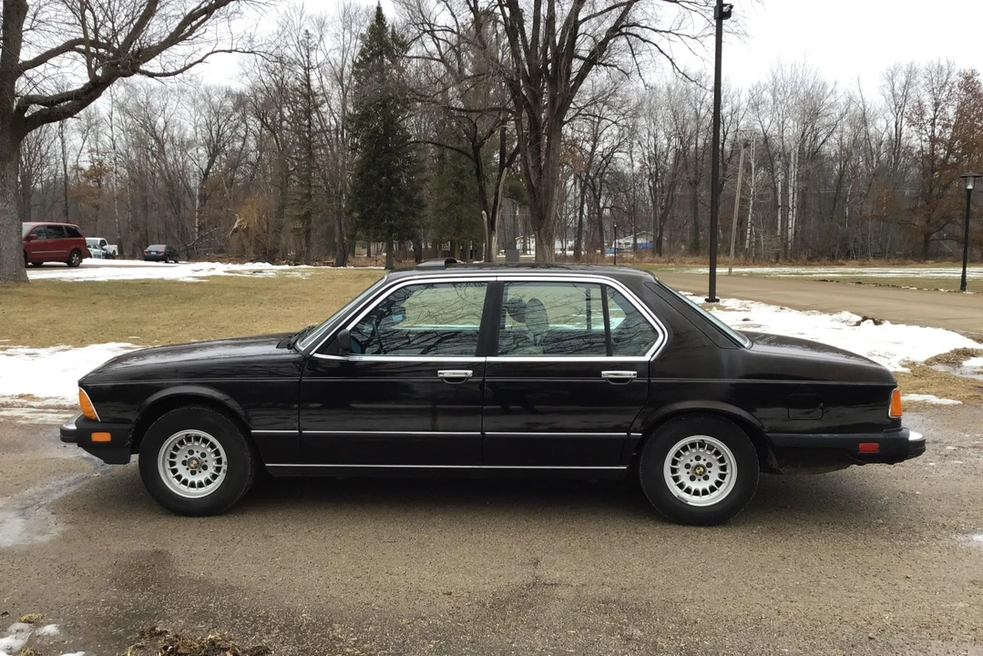 1984 BMW E23 7 Series - Image 10 of 31