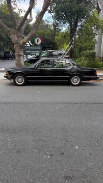 1984 BMW 733i