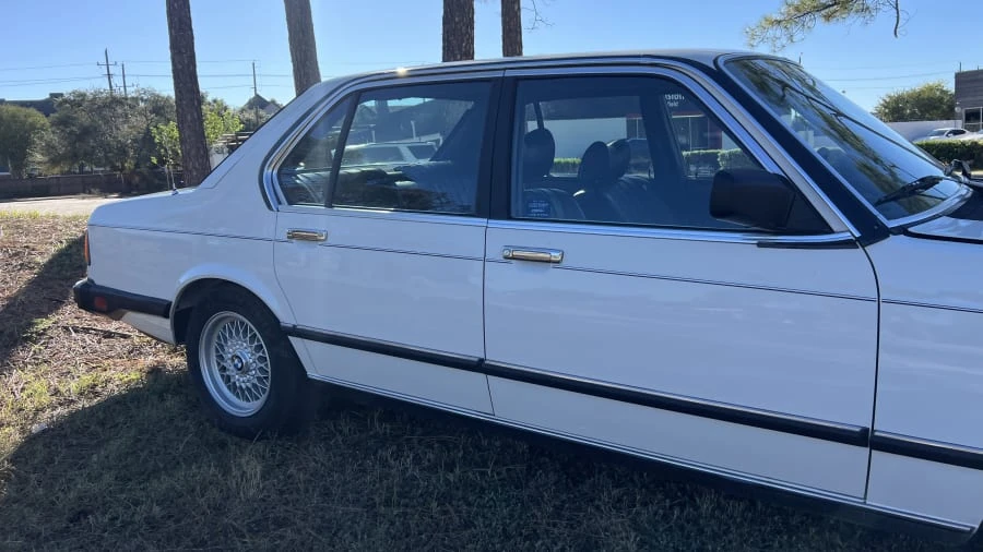 1984 BMW E23 7 Series - Image 9 of 21