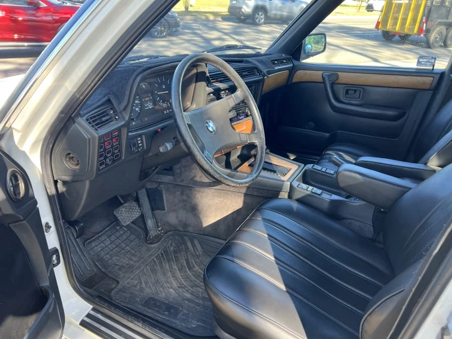 1984 BMW E23 7 Series - Image 13 of 21