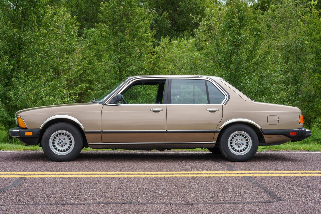 1984 BMW E23 7 Series - Image 14 of 31