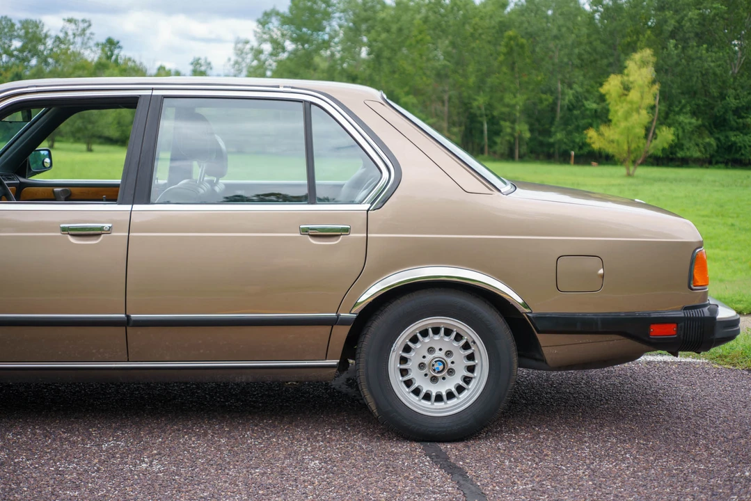 1984 BMW E23 7 Series - Image 18 of 31