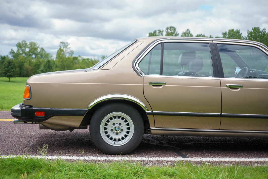 1984 BMW E23 7 Series - Image 15 of 31