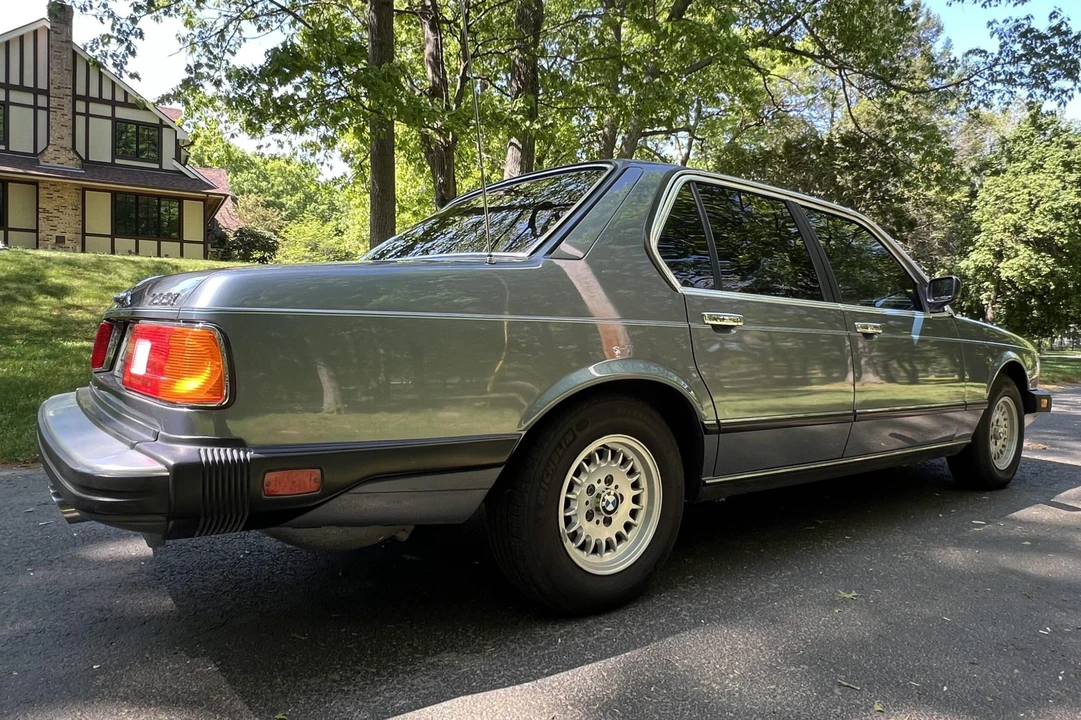 1984 BMW E23 7 Series - Image 8 of 31