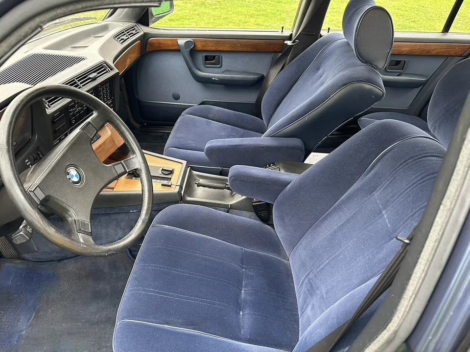 1984 BMW E23 7 Series - Image 30 of 30