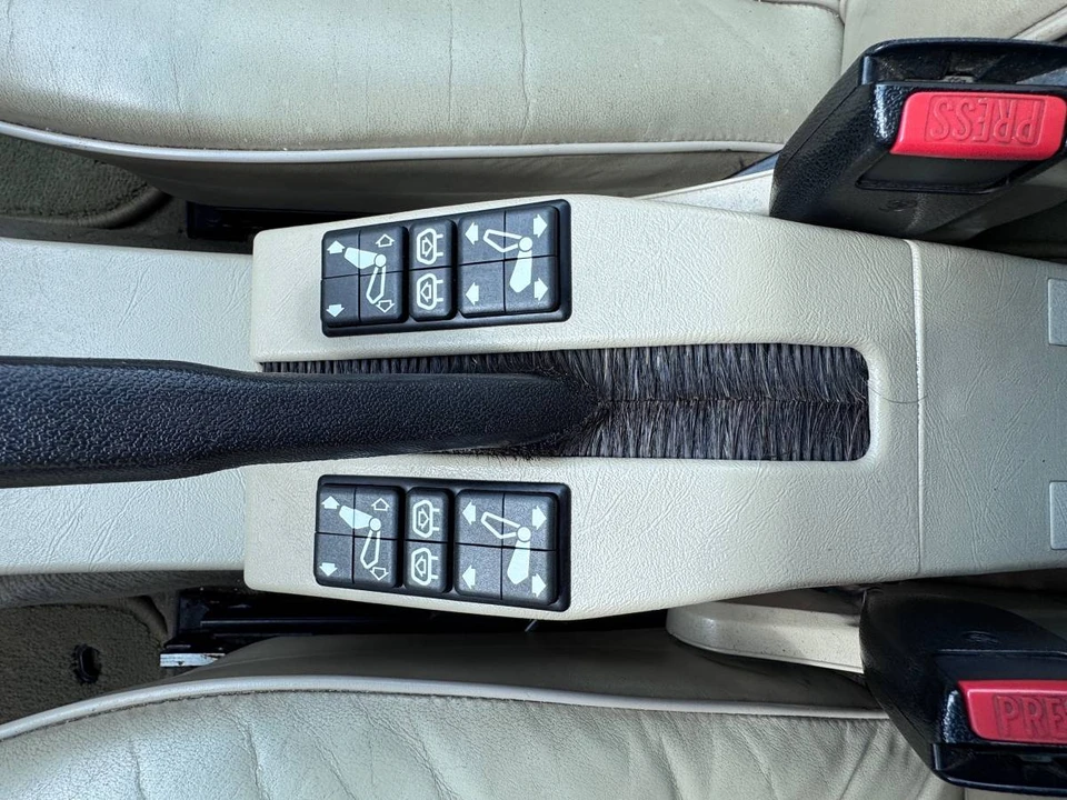 1984 BMW E24 6 Series - Image 18 of 24