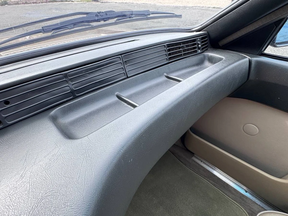 1984 BMW E24 6 Series - Image 16 of 24
